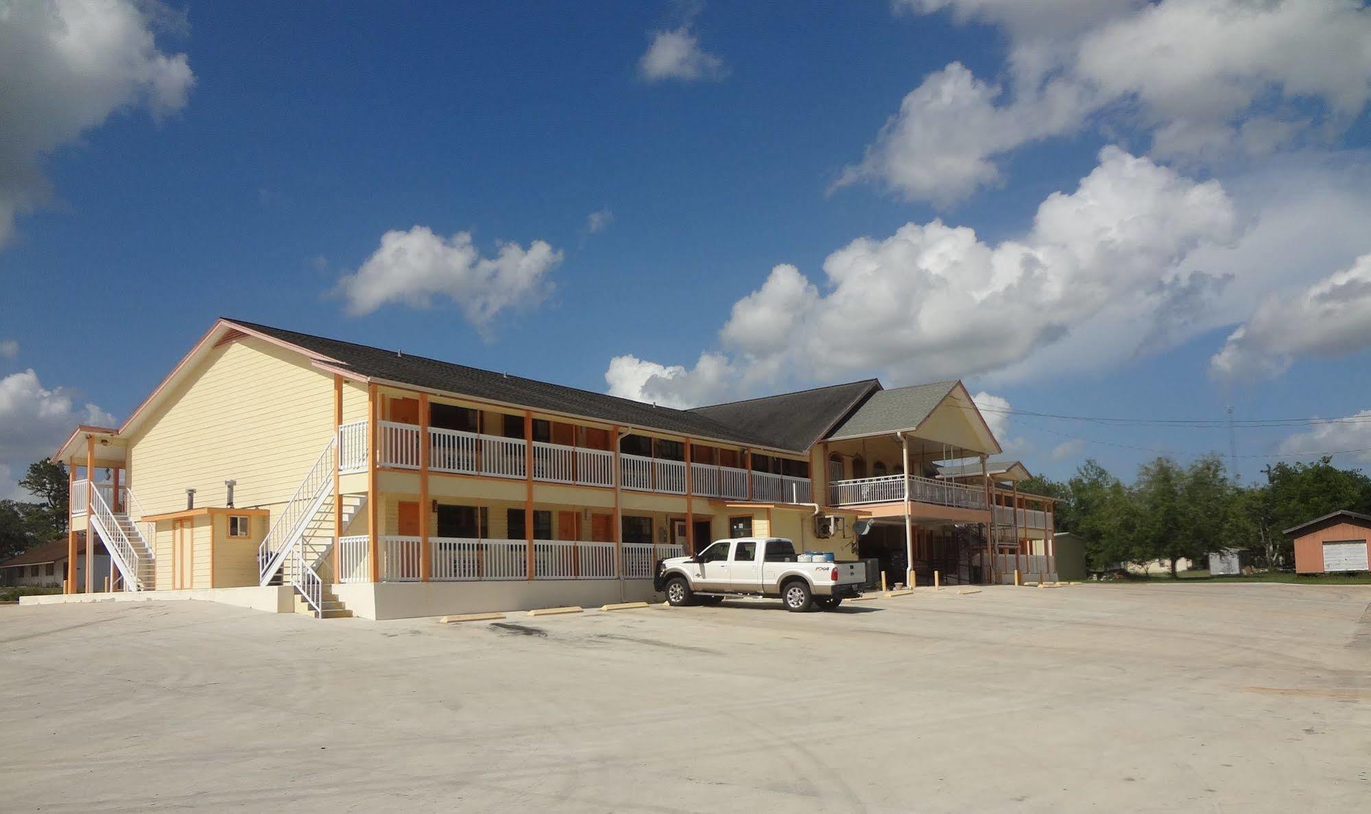 Antlers Inn Goliad Exterior photo
